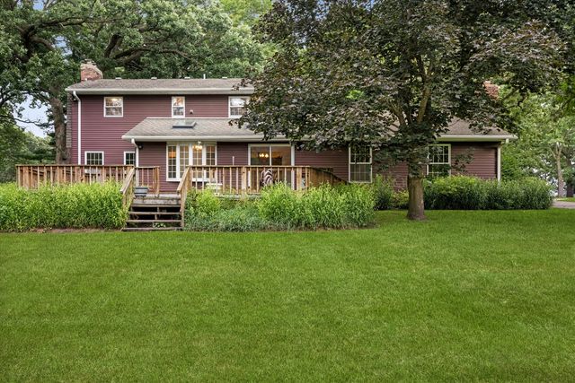 2s730 White Oak Lane, Batavia, IL 60510