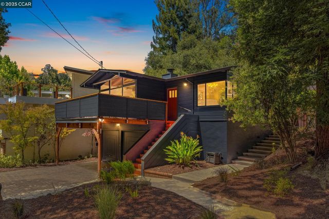 6653 Banning Dr, Oakland, CA 94611