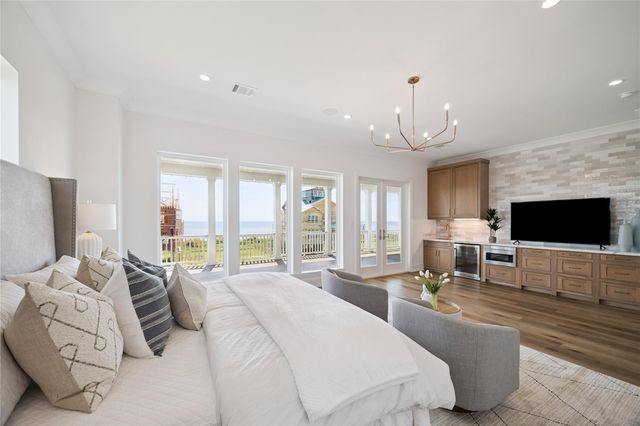 11346 Beachside Drive, Galveston, TX 77554