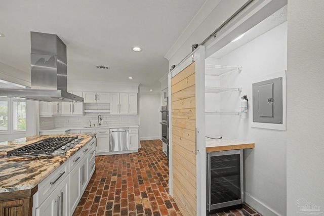1132 Soundview Trl, Gulf Breeze, FL 32561