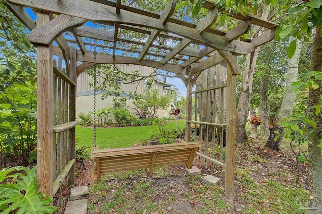 1132 Soundview Trl, Gulf Breeze, FL 32561