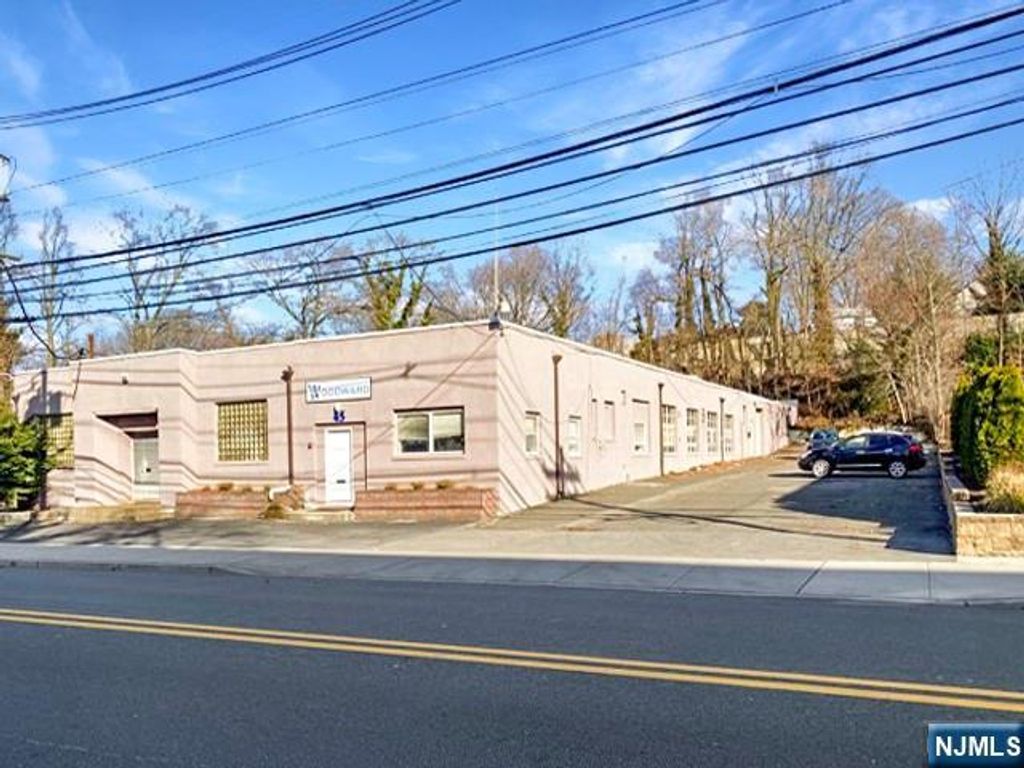 45 Carlton Avenue 2, East Rutherford, NJ 07073