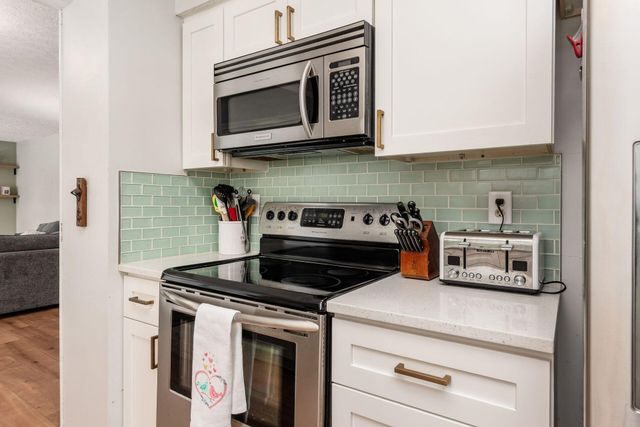 5570 Oldwynne Road, Hilliard, OH 43026