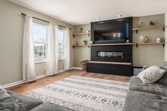 5570 Oldwynne Road, Hilliard, OH 43026