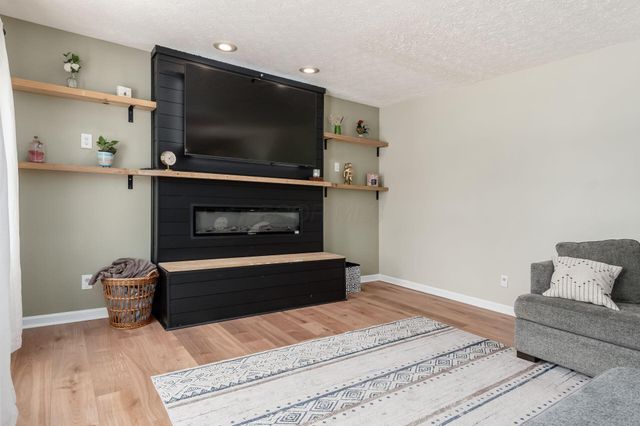 5570 Oldwynne Road, Hilliard, OH 43026