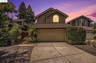 3025 Badger Dr, Pleasanton, CA 94566