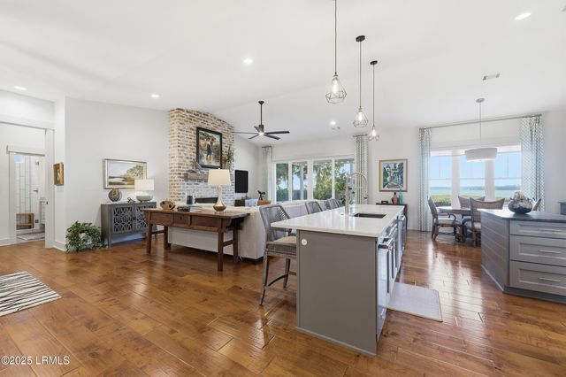 2420 Wilson Drive, Beaufort, SC 29902