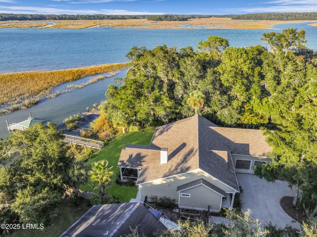 2420 Wilson Drive, Beaufort, SC 29902