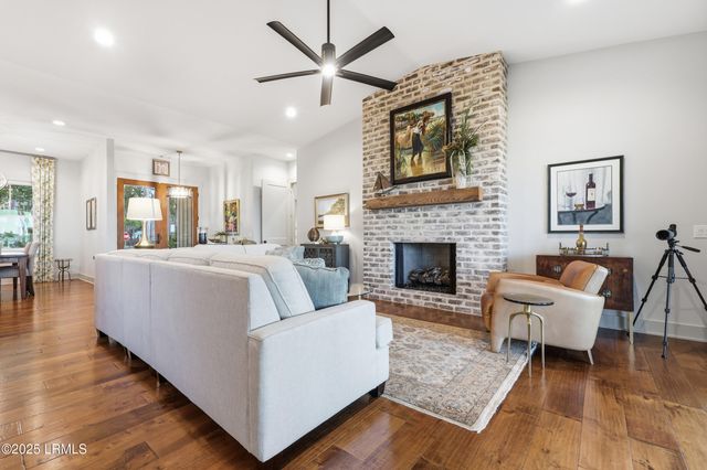 2420 Wilson Drive, Beaufort, SC 29902