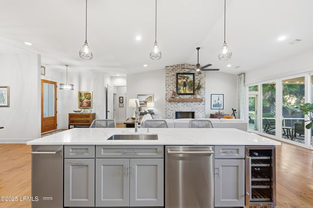 2420 Wilson Drive, Beaufort, SC 29902