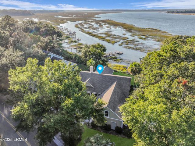 2420 Wilson Drive, Beaufort, SC 29902