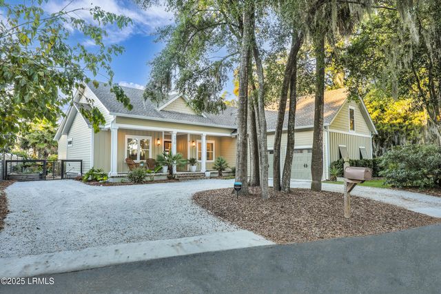 2420 Wilson Drive, Beaufort, SC 29902