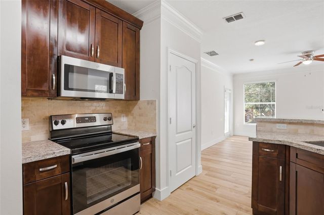 8843 VILLA VIEW CIRCLE 204, Orlando, FL 32821