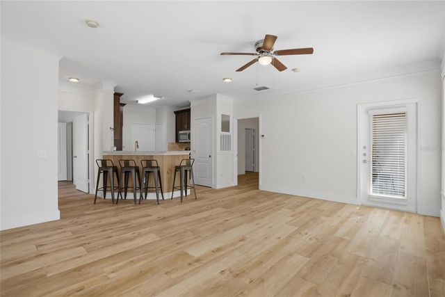 8843 VILLA VIEW CIRCLE 204, Orlando, FL 32821