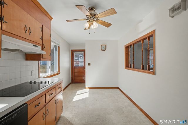 80 Roosevelt St Extension, New Haven, CT 06513