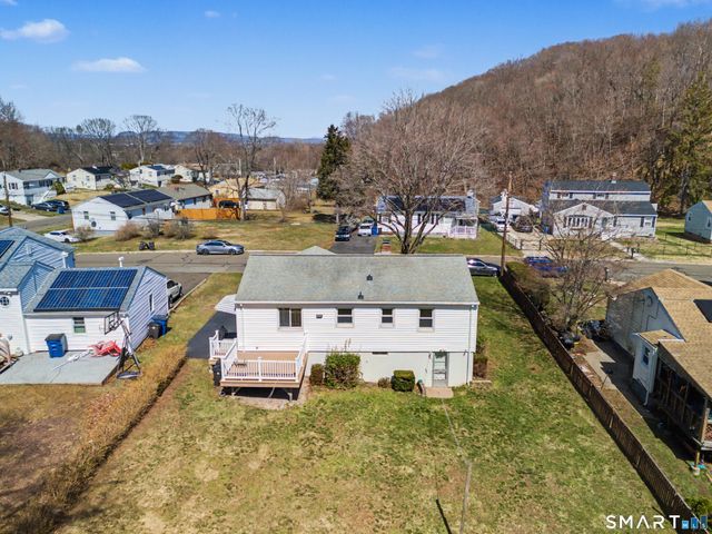 80 Roosevelt St Extension, New Haven, CT 06513