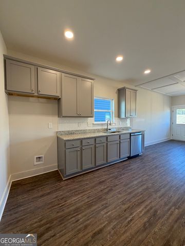 11201 Cornerstone Way, Hampton, GA 30228