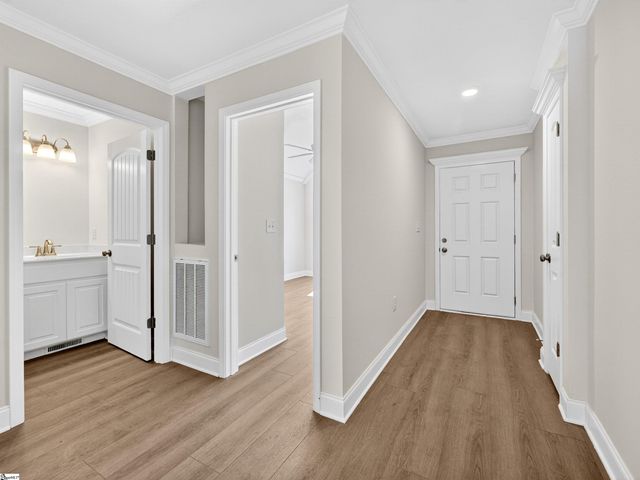 413 Amelia Springs Lane, Moore, SC 29369