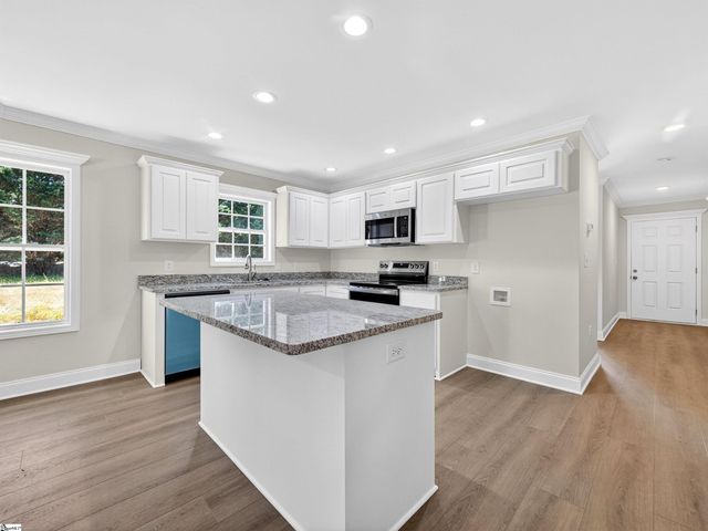413 Amelia Springs Lane, Moore, SC 29369