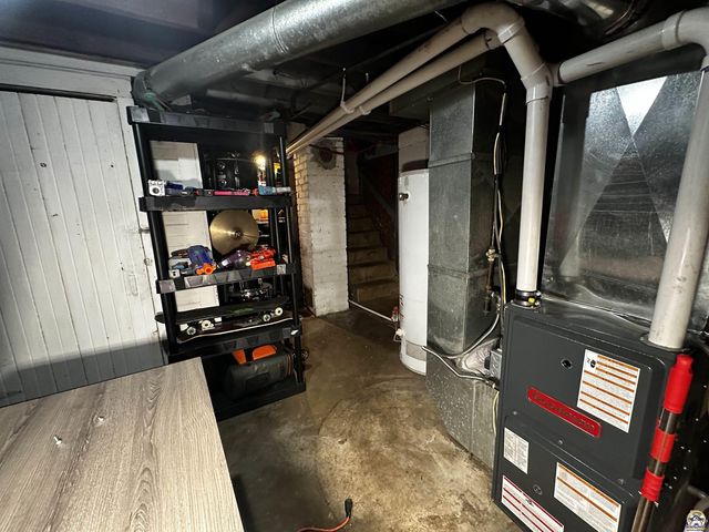 811 SE Branner ST, Topeka, KS 66607