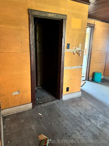 420 Hwy 75, Henryetta, OK 74437