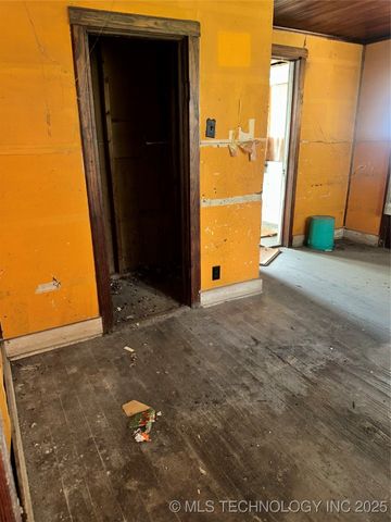 420 Hwy 75, Henryetta, OK 74437