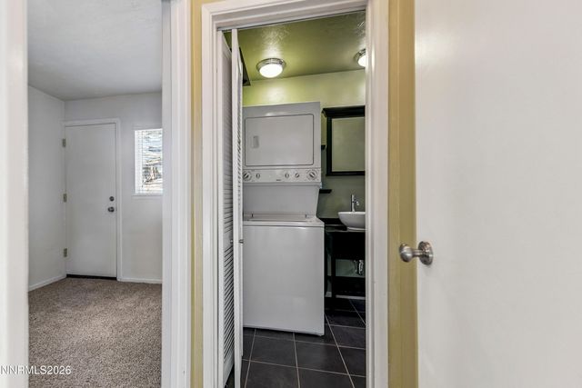 219 S Benjamin Drive B, Stateline, NV 89449