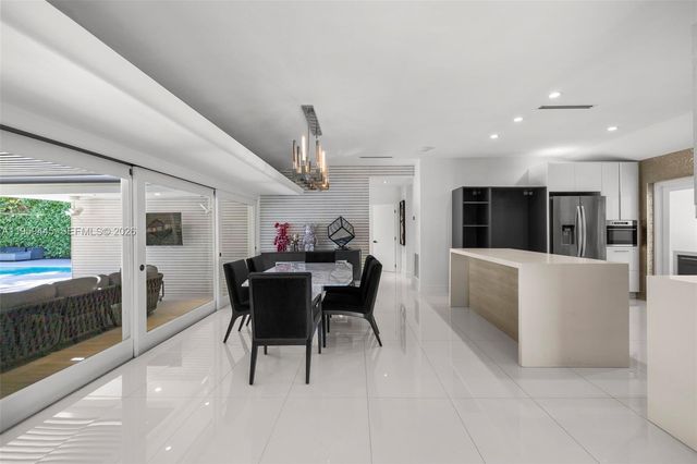 1040 NE 86th St, Miami, FL 33138