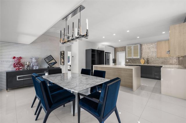 1040 NE 86th St, Miami, FL 33138