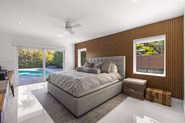 1040 NE 86th St, Miami, FL 33138