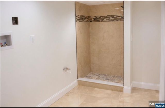 307 Raymond Street, Hasbrouck Heights, NJ 07604