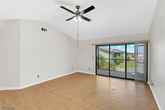 4708 SW 8th PL 203, Cape Coral, FL 33914