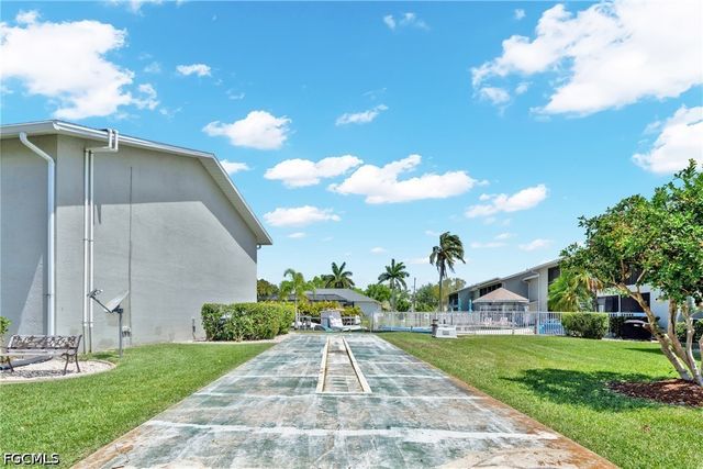 4708 SW 8th PL 203, Cape Coral, FL 33914
