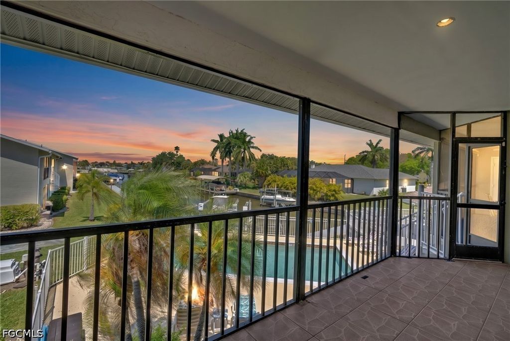 4708 SW 8th PL 203, Cape Coral, FL 33914