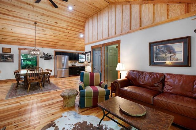 22 Noel Lane, Ellijay, GA 30540