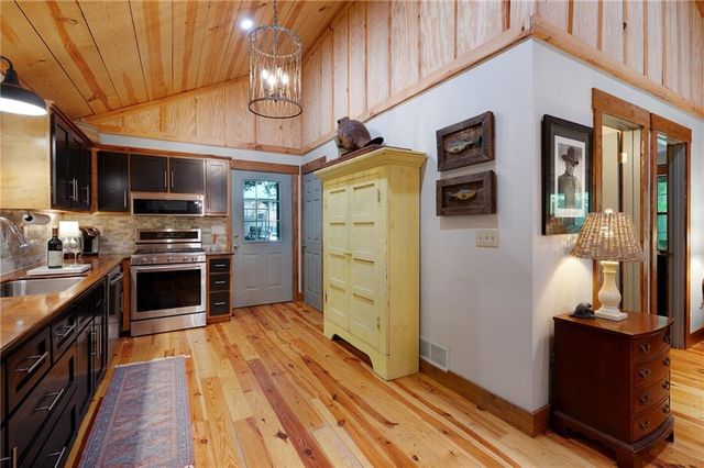 22 Noel Lane, Ellijay, GA 30540