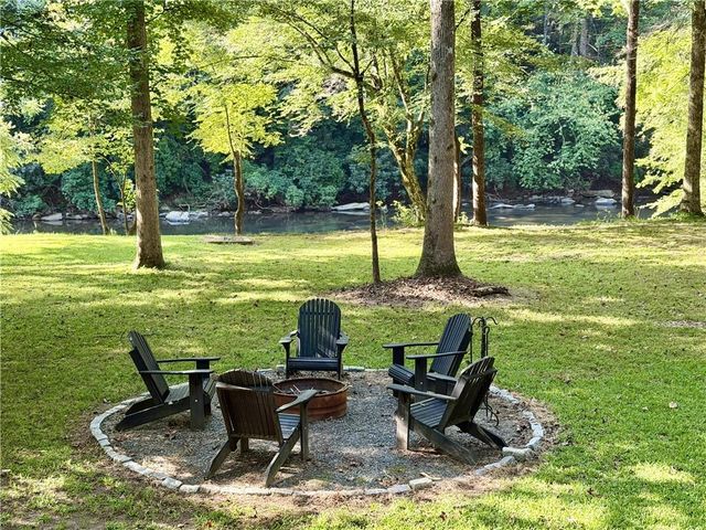 22 Noel Lane, Ellijay, GA 30540