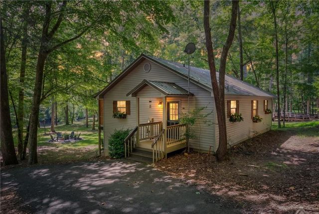 22 Noel Lane, Ellijay, GA 30540