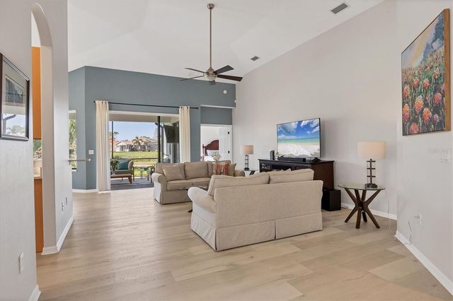 6458 TAILFEATHER WAY, Bradenton, FL 34203