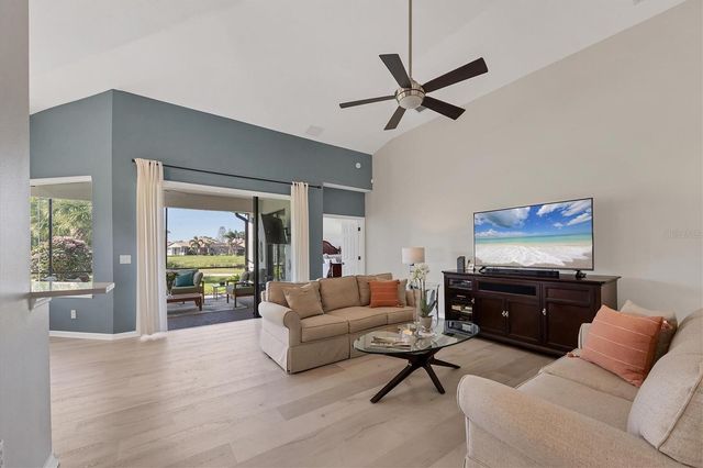 6458 TAILFEATHER WAY, Bradenton, FL 34203