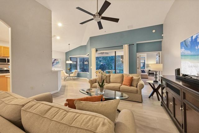 6458 TAILFEATHER WAY, Bradenton, FL 34203