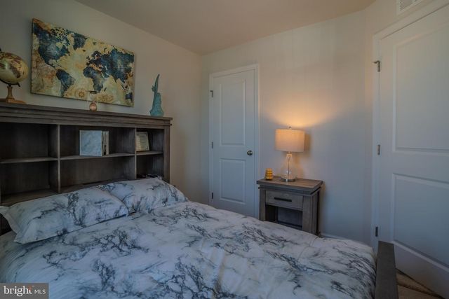 115 RHEA DR, Martinsburg, WV 25403