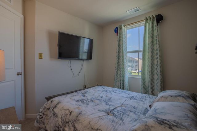 115 RHEA DR, Martinsburg, WV 25403