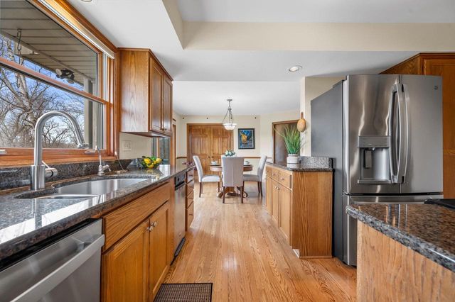 717 Heather COURT, Grafton, WI 53024