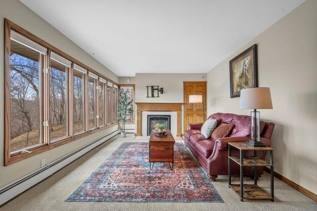 717 Heather COURT, Grafton, WI 53024