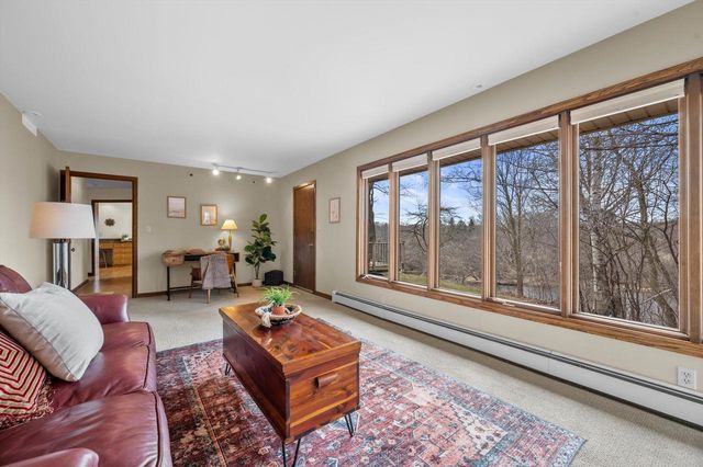 717 Heather COURT, Grafton, WI 53024