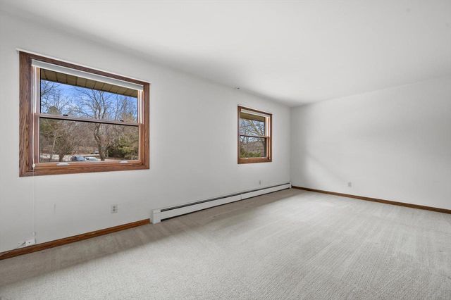 717 Heather COURT, Grafton, WI 53024