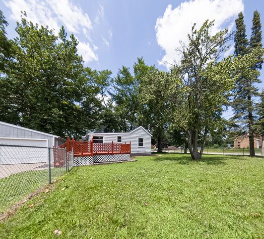 5000 Hickman Road, Des Moines, IA 50310