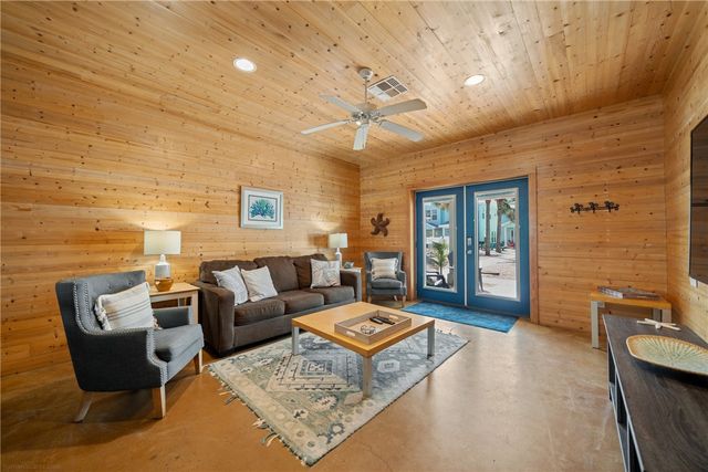 2120 S 11th St 203, Port Aransas, TX 78373
