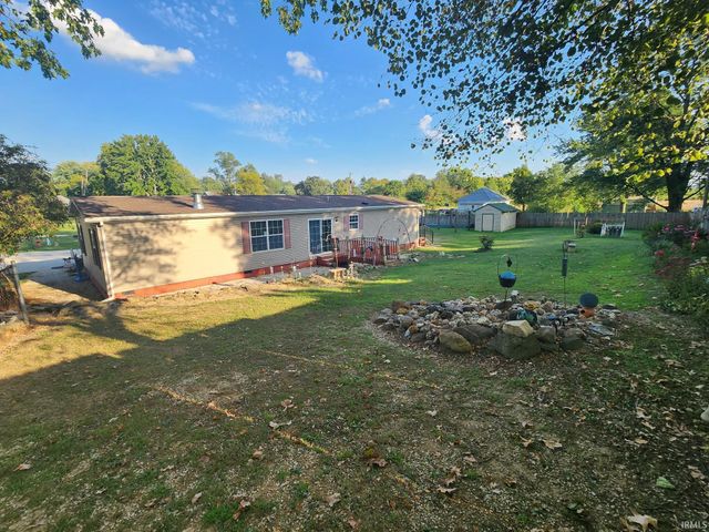 1015 W 4th Street, Bicknell, IN 47512